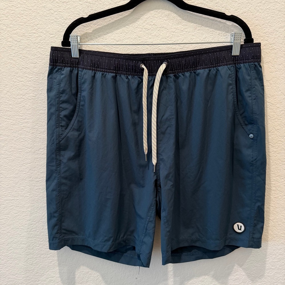 Vuori Banks Shorts Mens XXL Navy Blue Recycled Stretch Athletic Board Shorts